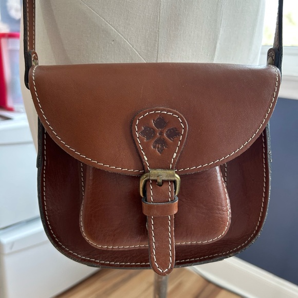Patricia Nash NWOT crossbody - Picture 1 of 8